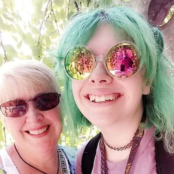 Meet your Posher, Sherry - Picture 1 of 1